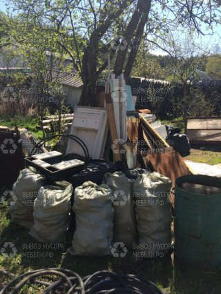 Вывоз мусора с садового (дачного) участка